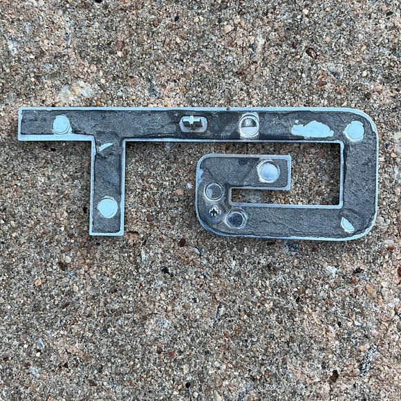 Ford Mustang GT Fender Emblem Good Condition - Picture 2 of 3